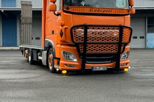 Spezialfahrzeug für Baumaschinen Transport